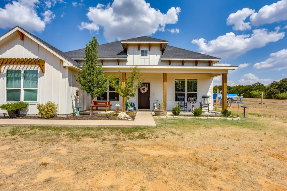 6202 FM 1902 Burleson, TX 76058