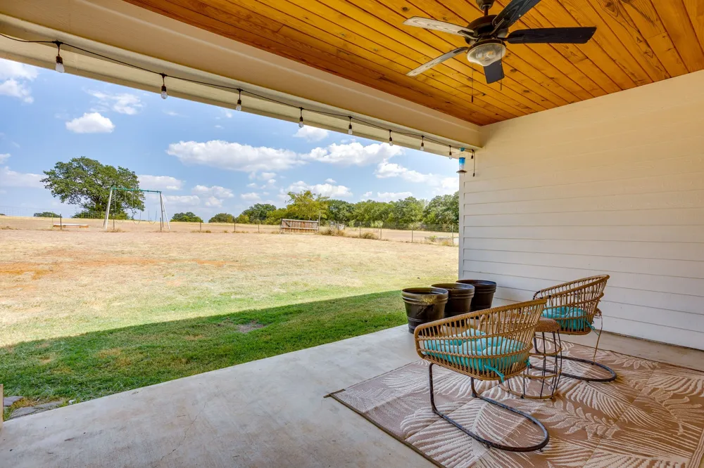 6202 FM 1902 Burleson, TX 76058