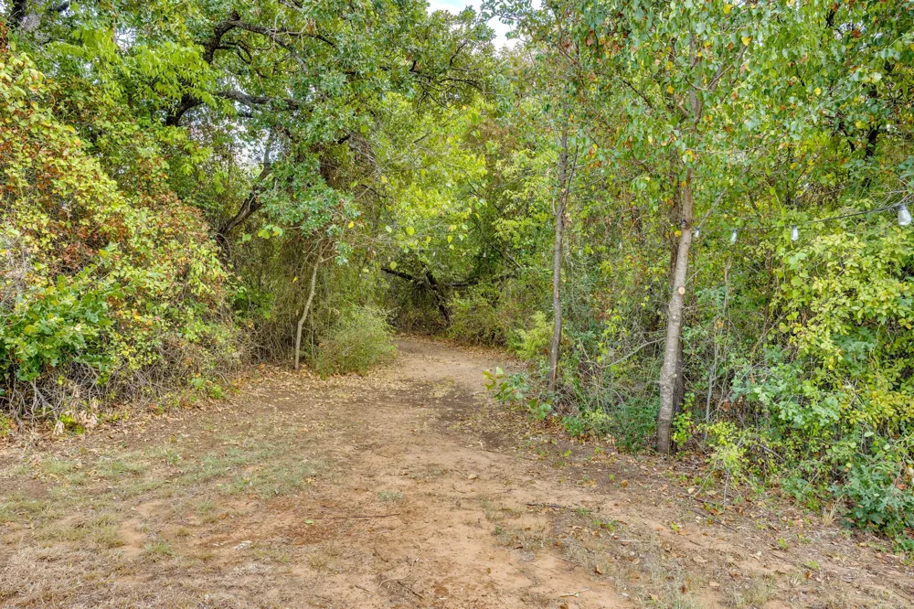 6202 FM 1902 Burleson, TX 76058