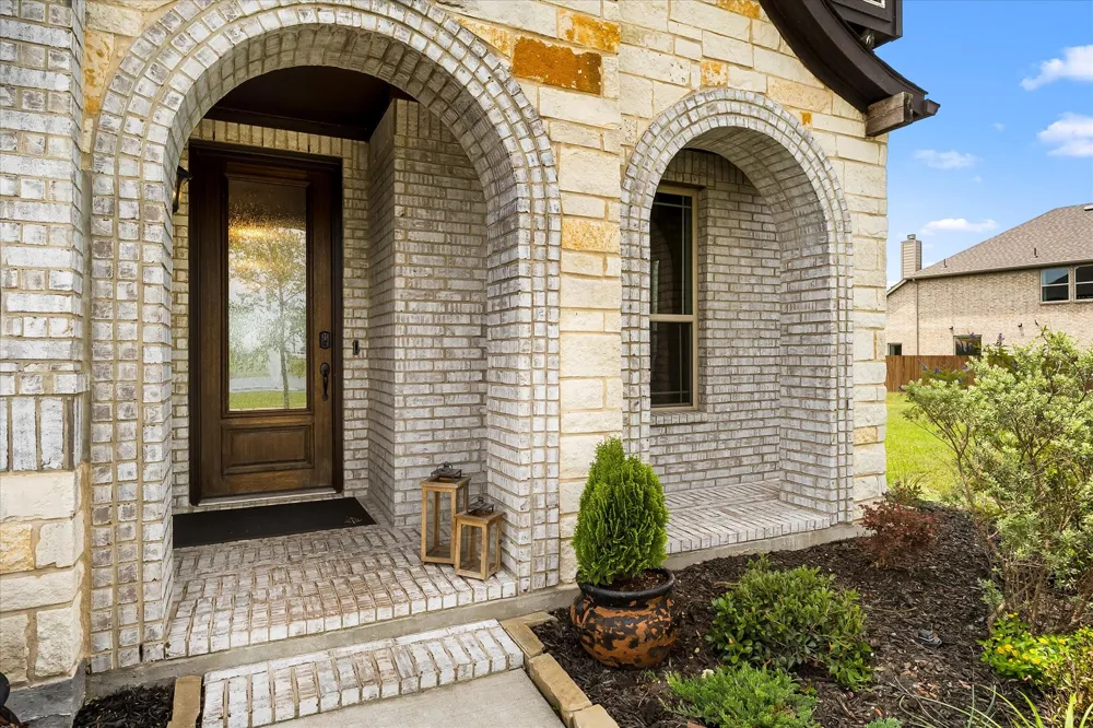1042 Watercourse Place Royse City, TX 75189
