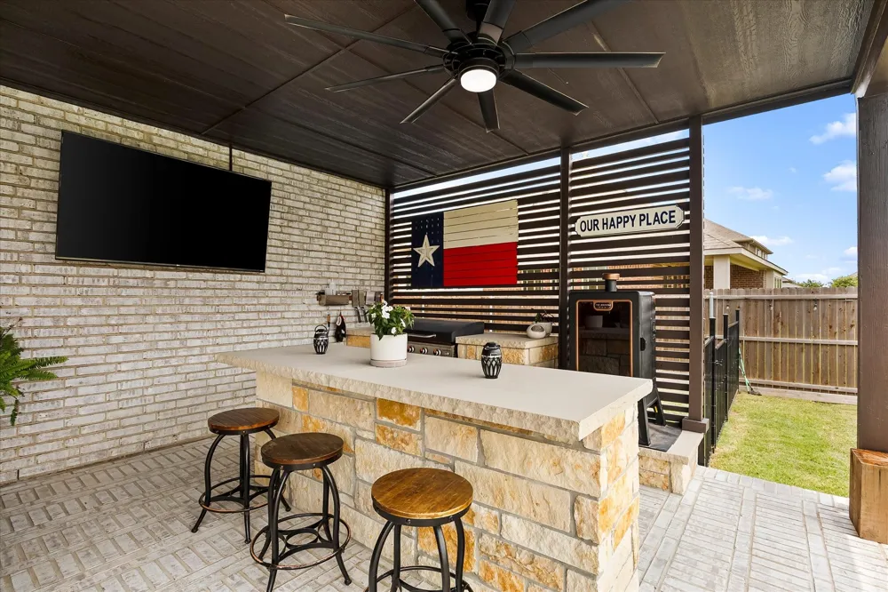 1042 Watercourse Place Royse City, TX 75189