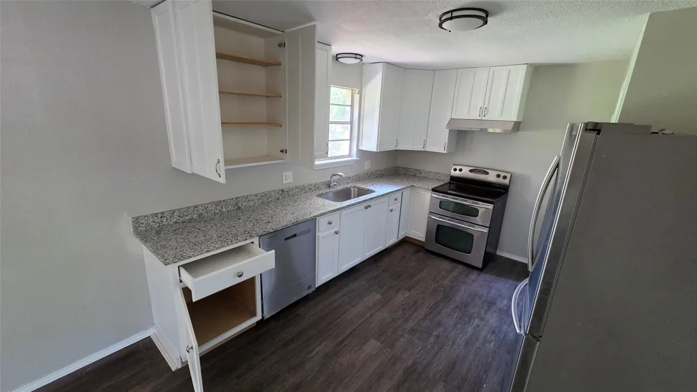 2015 Brenda Avenue Denison, TX 75020