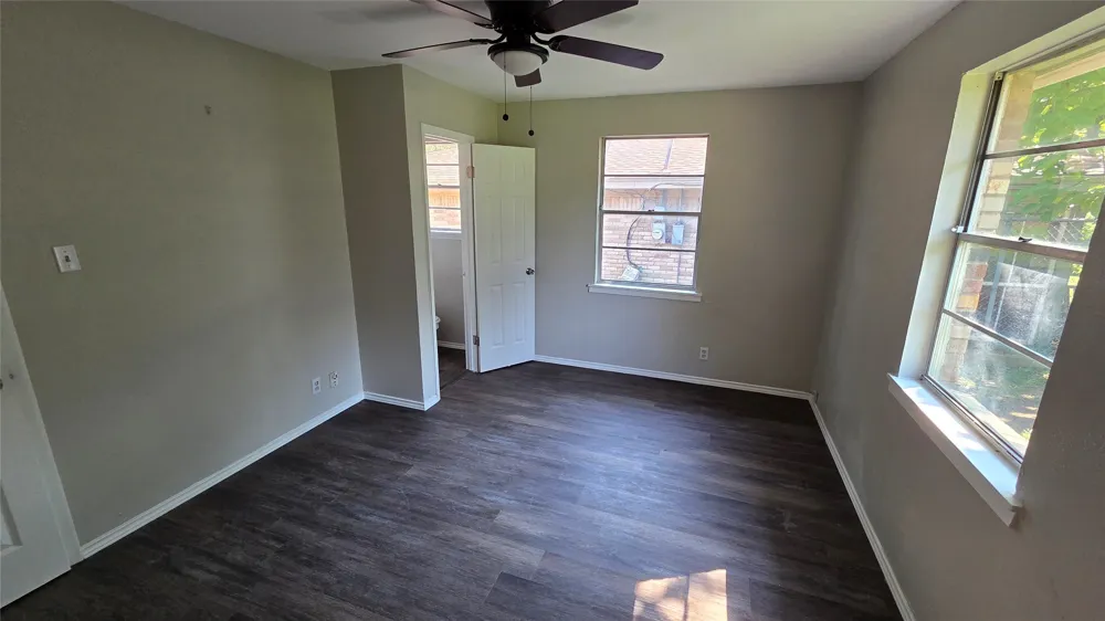 2015 Brenda Avenue Denison, TX 75020