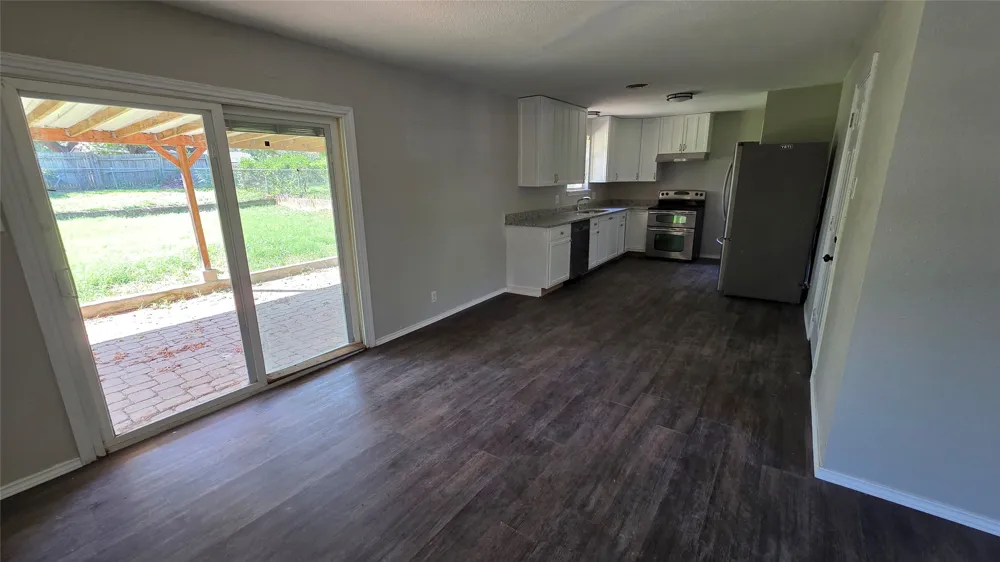 2015 Brenda Avenue Denison, TX 75020