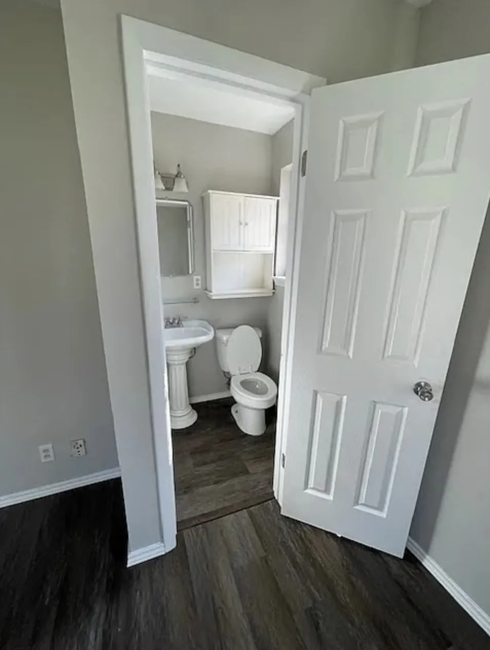 2015 Brenda Avenue Denison, TX 75020