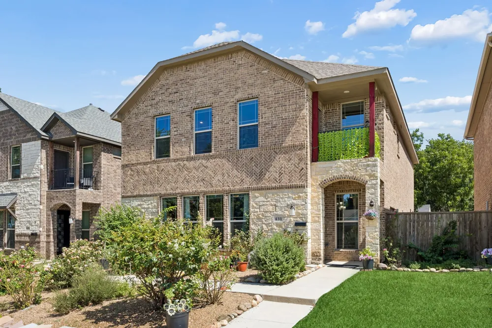 431 W Pioneer Drive Irving, TX 75061
