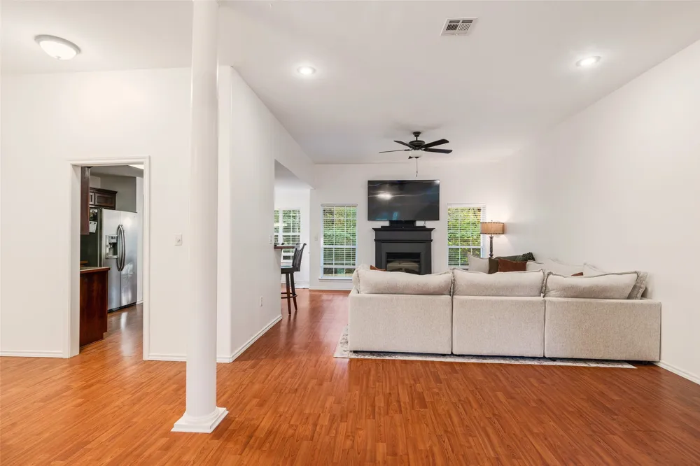 139 Parc Ouest Drive Paris, TX 75460