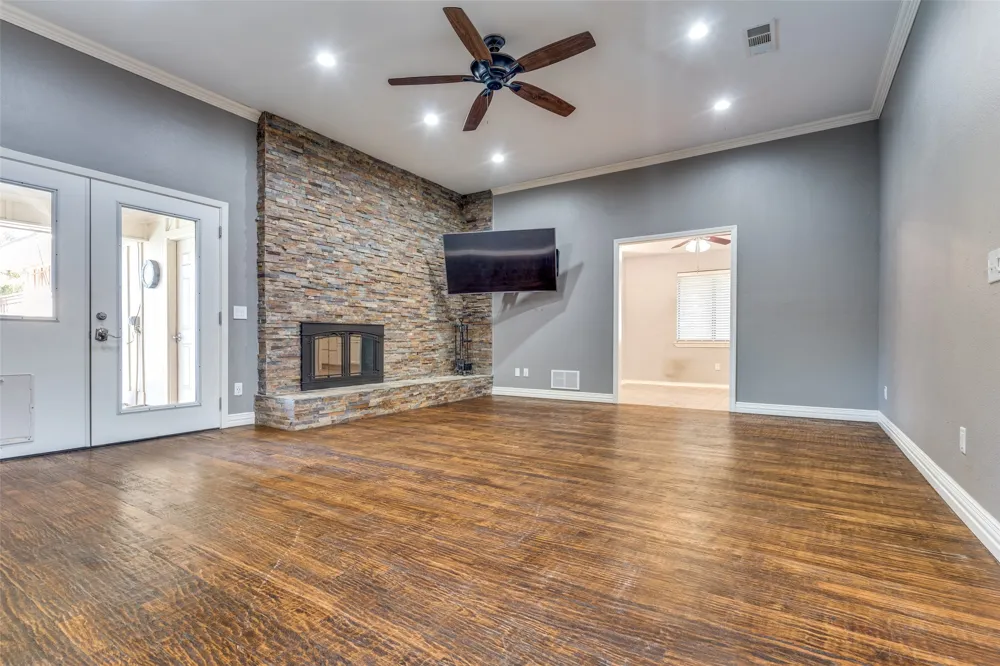 2217 Canyon Valley Trail Plano, TX 75023
