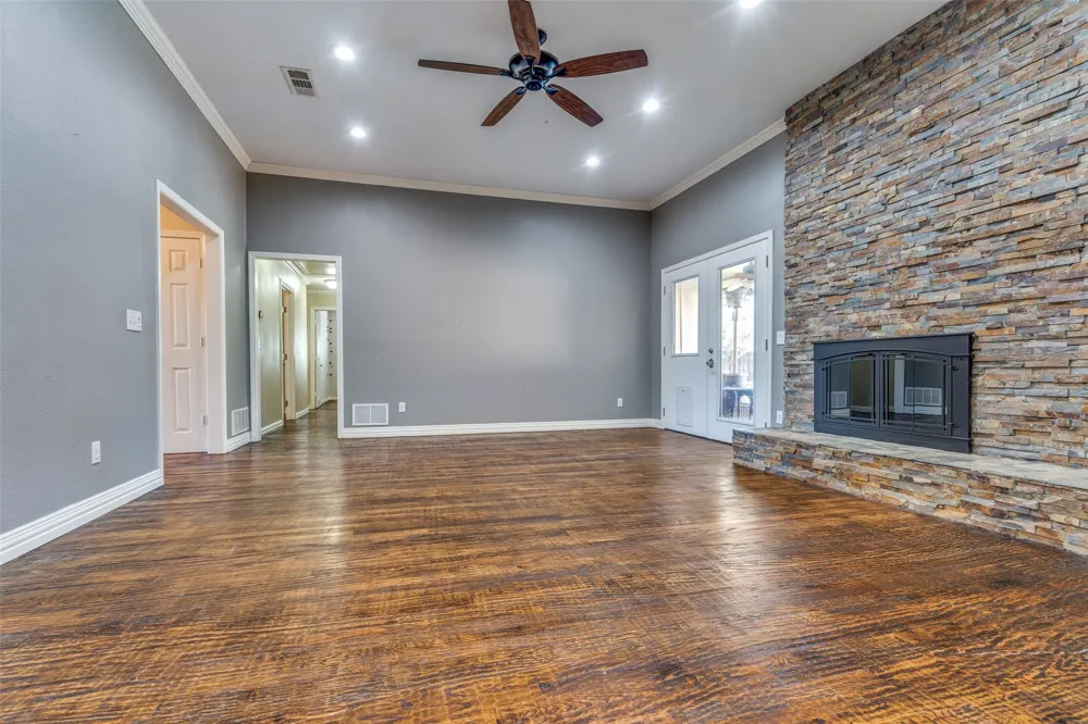 2217 Canyon Valley Trail Plano, TX 75023