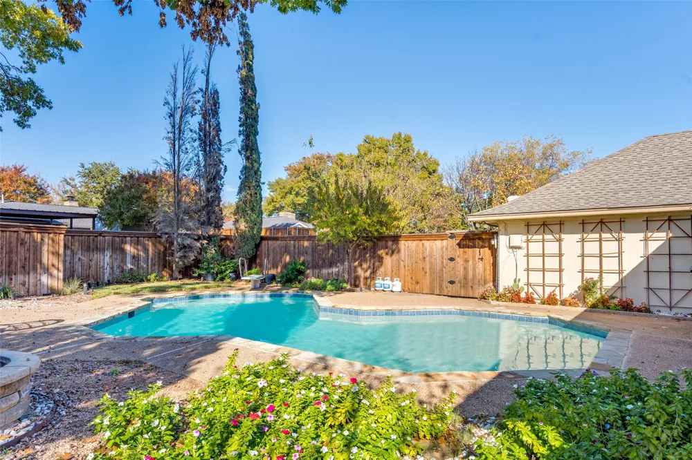 2217 Canyon Valley Trail Plano, TX 75023
