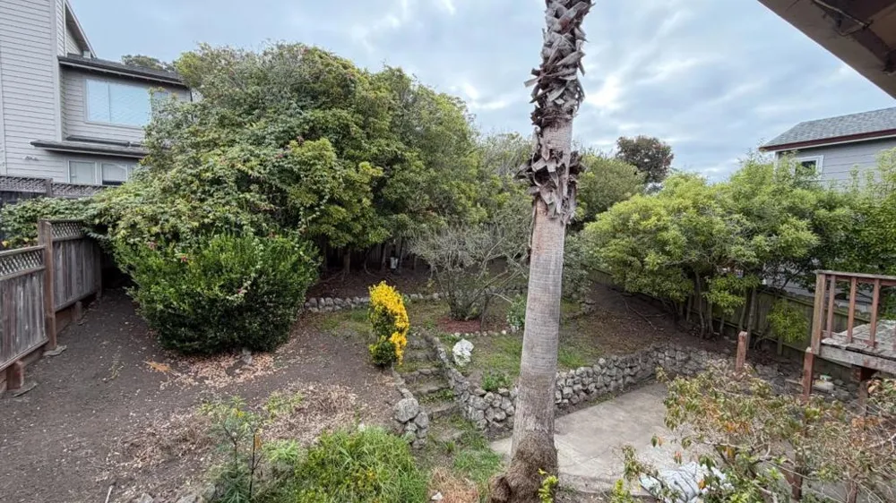 930 Ferdinand Avenue El Granada, CA 94018