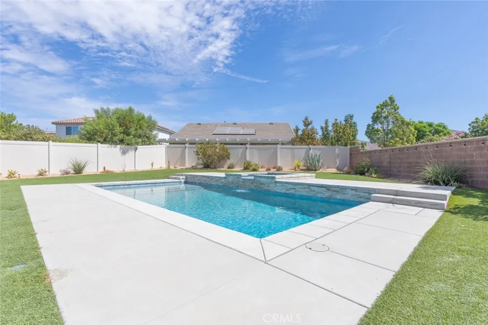 29342 Sword Fern Lake Elsinore, CA 92530