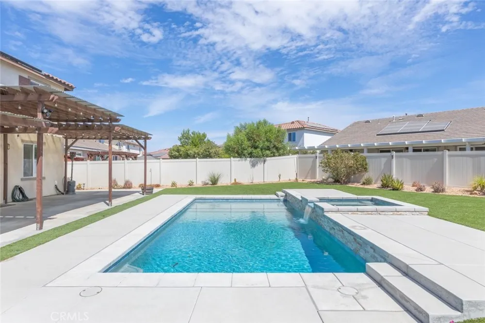 29342 Sword Fern Lake Elsinore, CA 92530