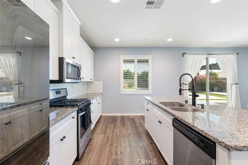 29342 Sword Fern Lake Elsinore, CA 92530