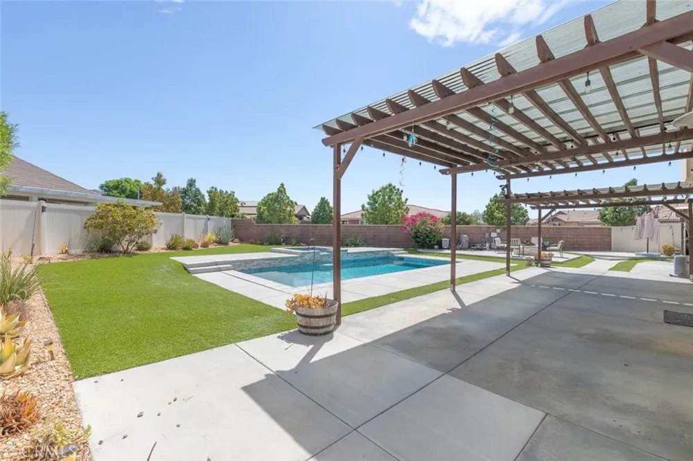 29342 Sword Fern Lake Elsinore, CA 92530