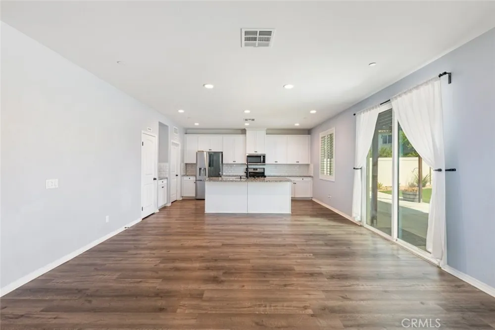 29342 Sword Fern Lake Elsinore, CA 92530