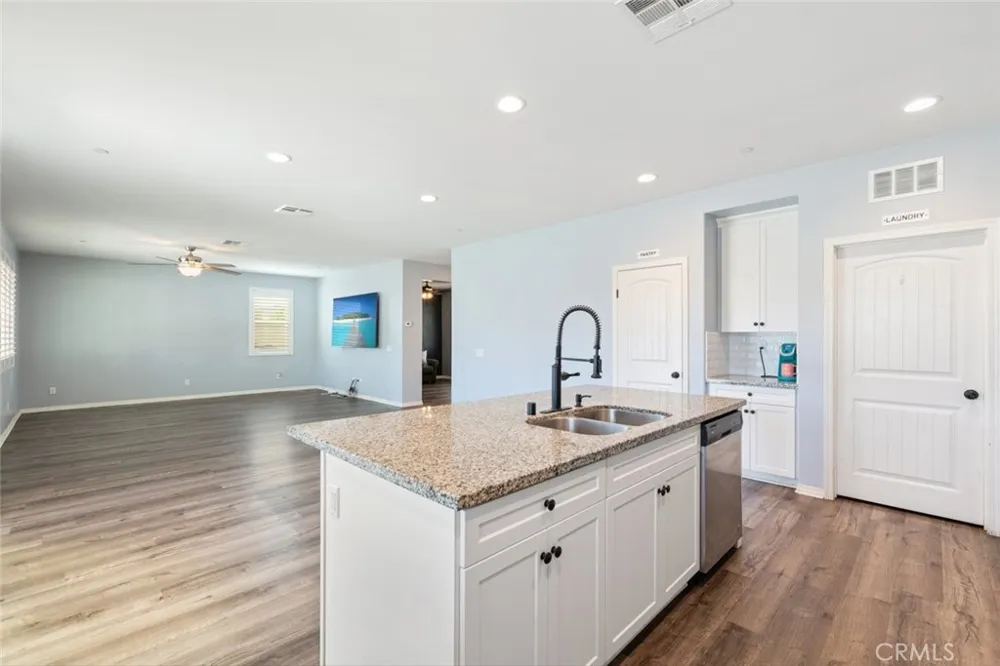 29342 Sword Fern Lake Elsinore, CA 92530