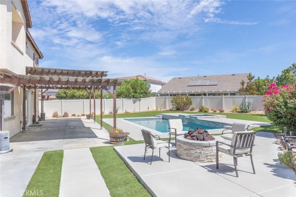 29342 Sword Fern Lake Elsinore, CA 92530