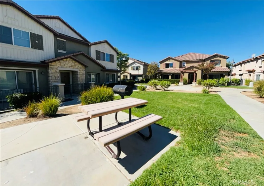 15627 Lasselle #49 Moreno Valley, CA 92551