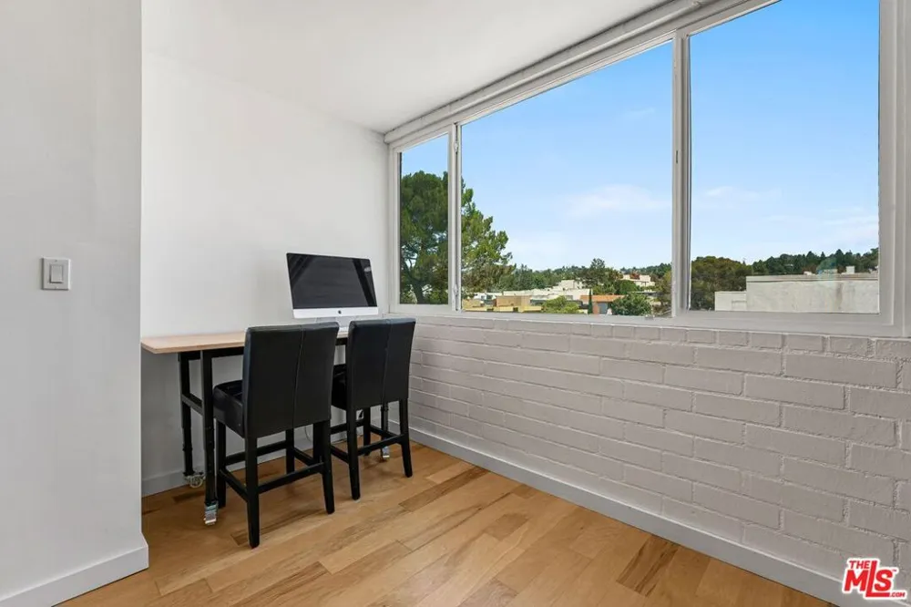 540 Kelton Avenue #501 Los Angeles, CA 90024