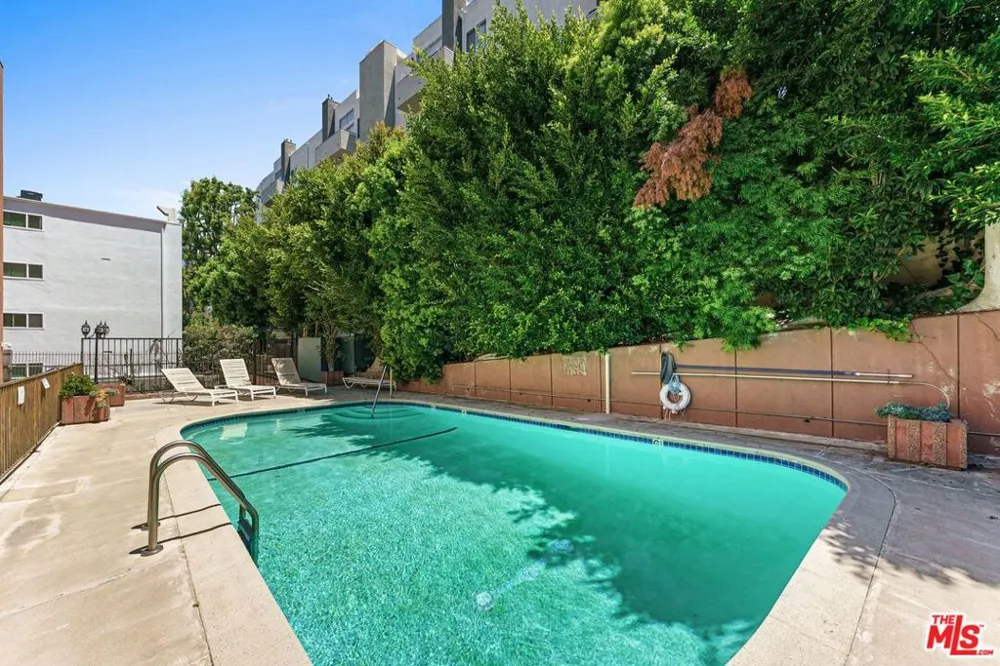 540 Kelton Avenue #501 Los Angeles, CA 90024