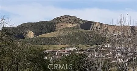40 Hanna Simi Valley, CA 93063