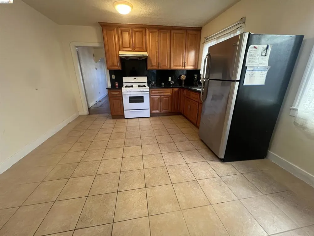2209 E 22nd Street Oakland, CA 94606