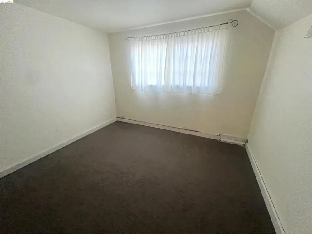 2209 E 22nd Street Oakland, CA 94606