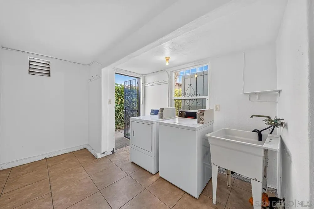 3626 Highland Ave San Diego, CA 92105