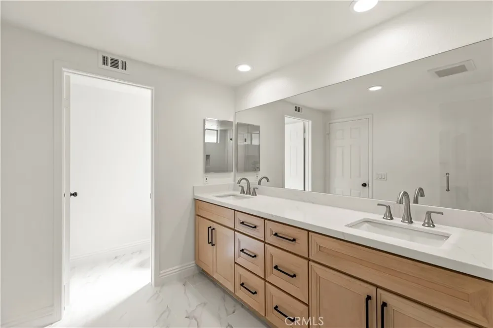 21475 Via Pepita Yorba Linda, CA 92886