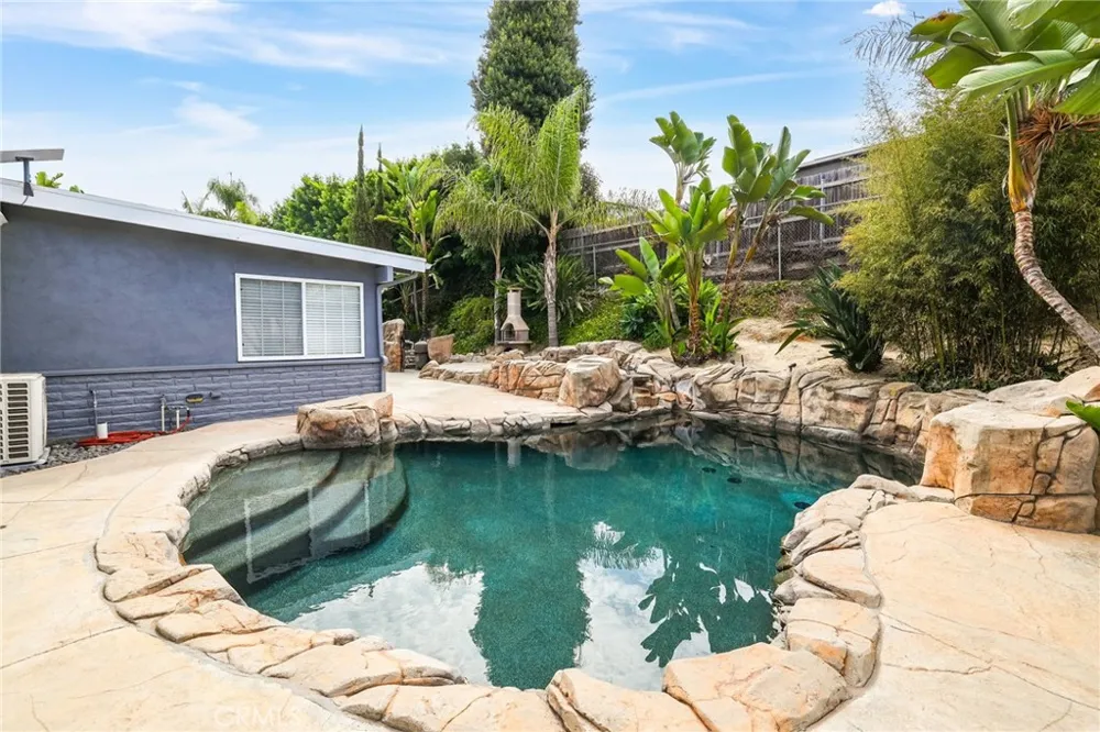25221 Tasman Rd Laguna Hills, CA 92653