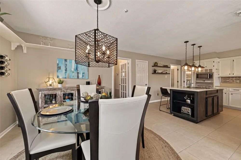 2102 Augusta Drive League City, TX 77573