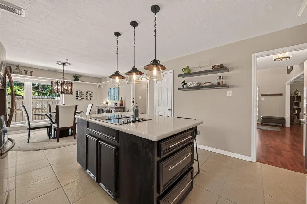2102 Augusta Drive League City, TX 77573