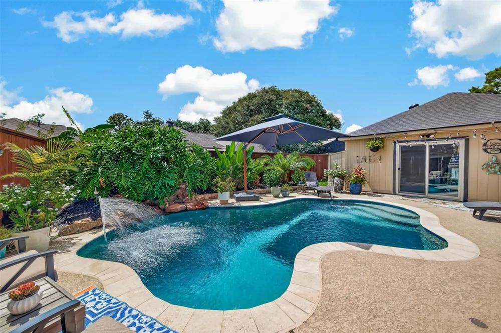2102 Augusta Drive League City, TX 77573
