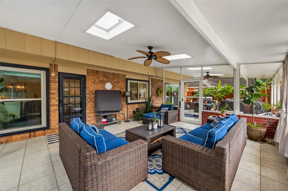2102 Augusta Drive League City, TX 77573