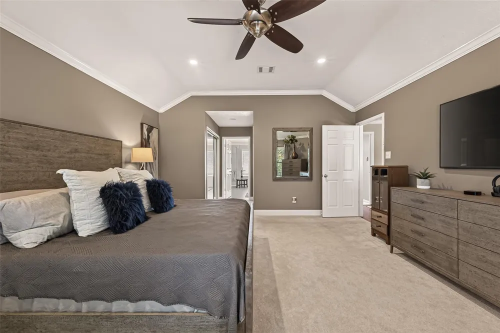 2102 Augusta Drive League City, TX 77573
