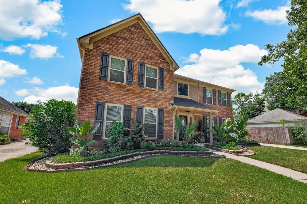 2102 Augusta Drive League City, TX 77573