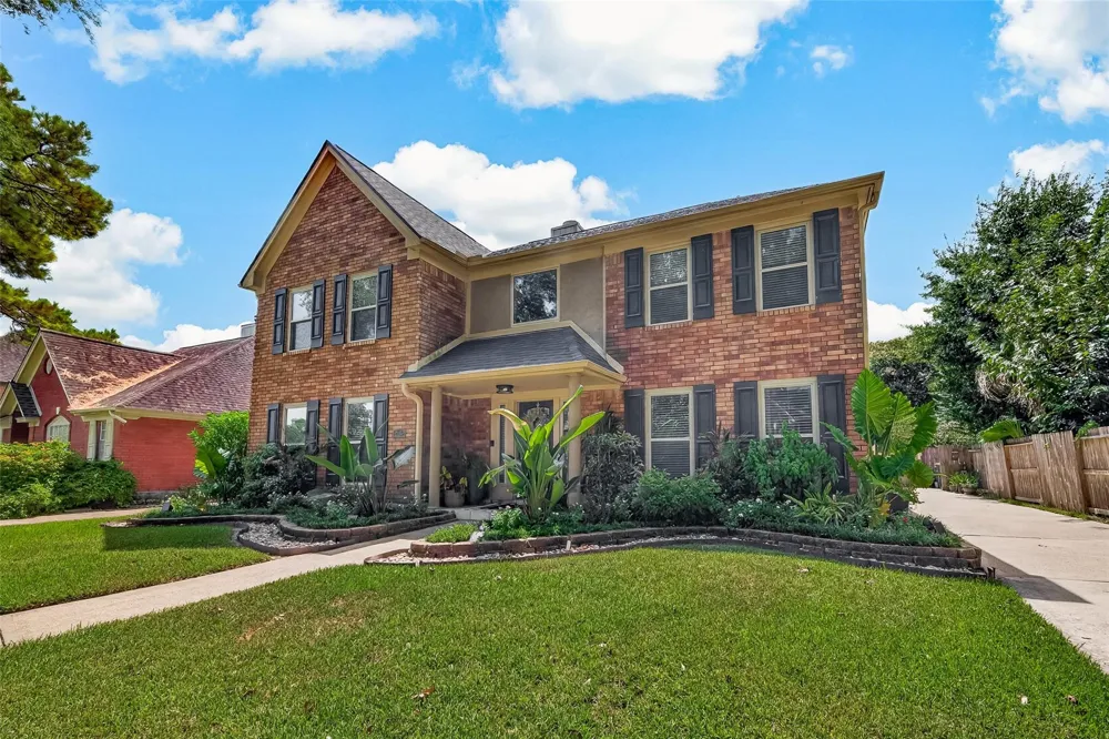 2102 Augusta Drive League City, TX 77573