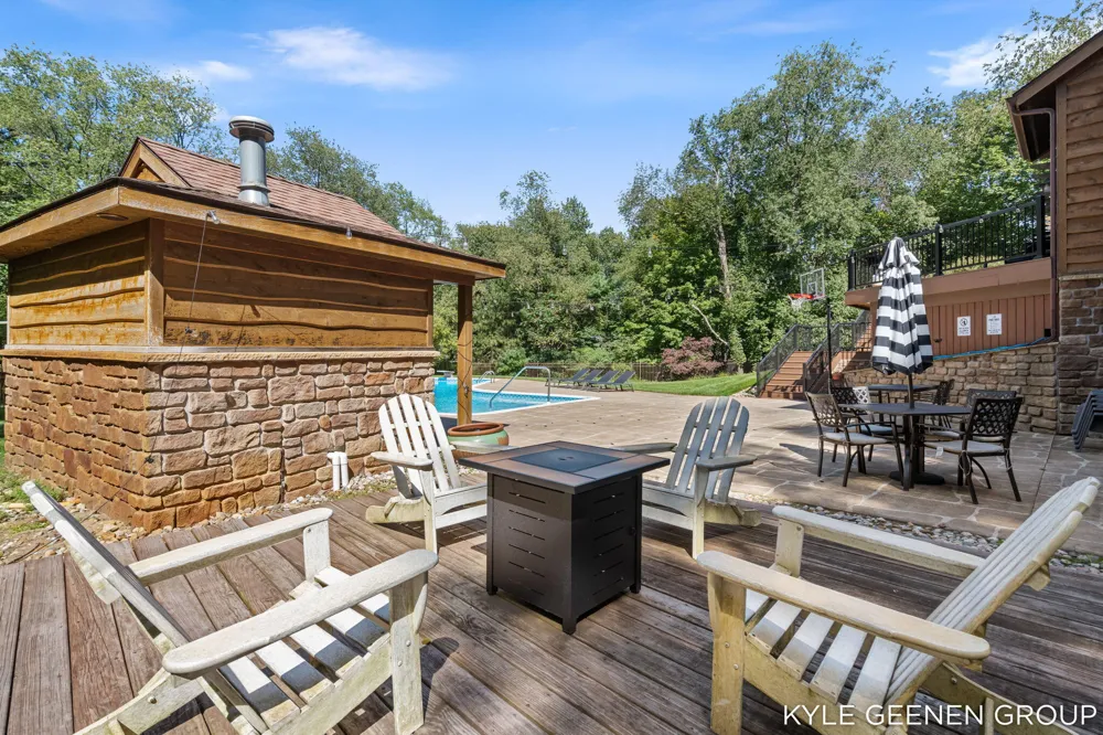 16521 Van Buren Street West Olive, MI 49460