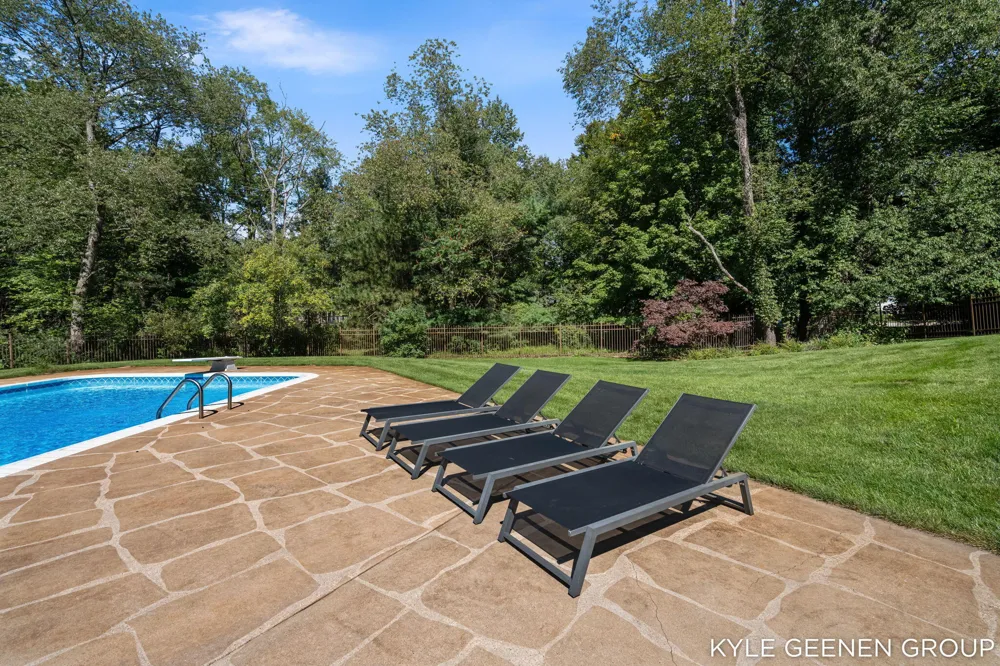 16521 Van Buren Street West Olive, MI 49460