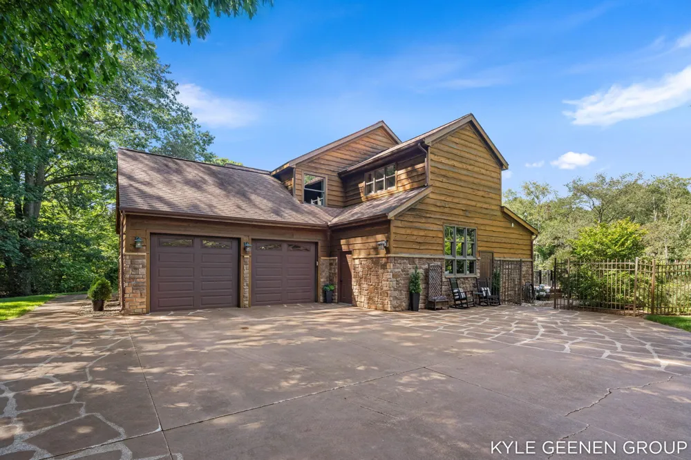 16521 Van Buren Street West Olive, MI 49460