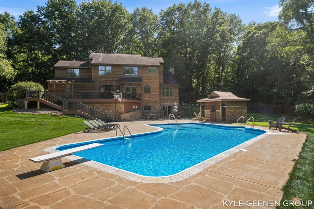 16521 Van Buren Street West Olive, MI 49460