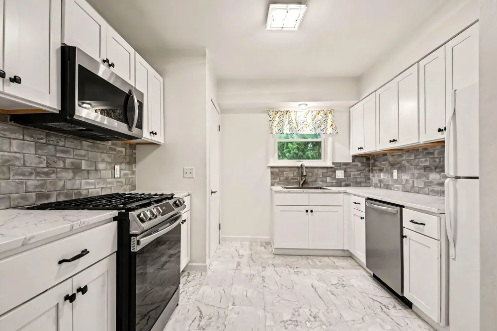 4833 Wakefield Avenue NE Comstock Park, MI 49321