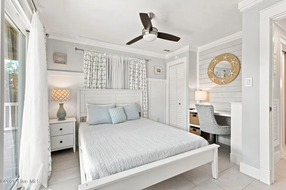 102 Gregg Street Emerald Isle, NC 28594
