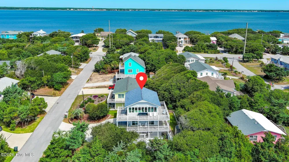102 Gregg Street Emerald Isle, NC 28594