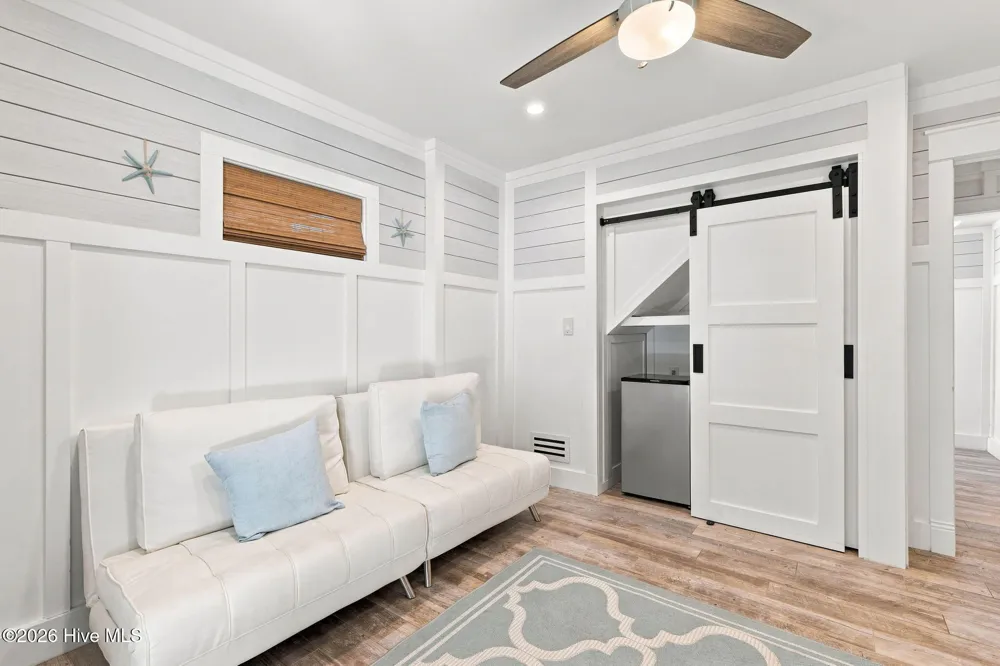 102 Gregg Street Emerald Isle, NC 28594