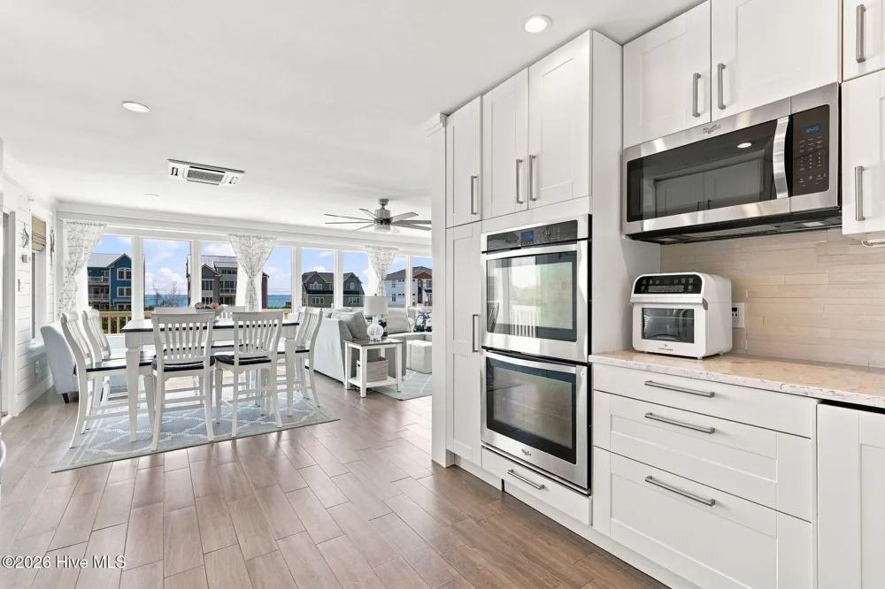 102 Gregg Street Emerald Isle, NC 28594