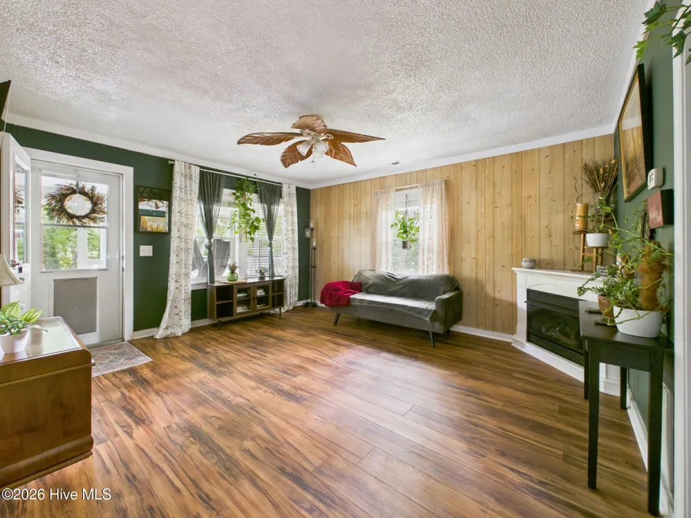 253 Truett Camp Road Hayesville, NC 28904