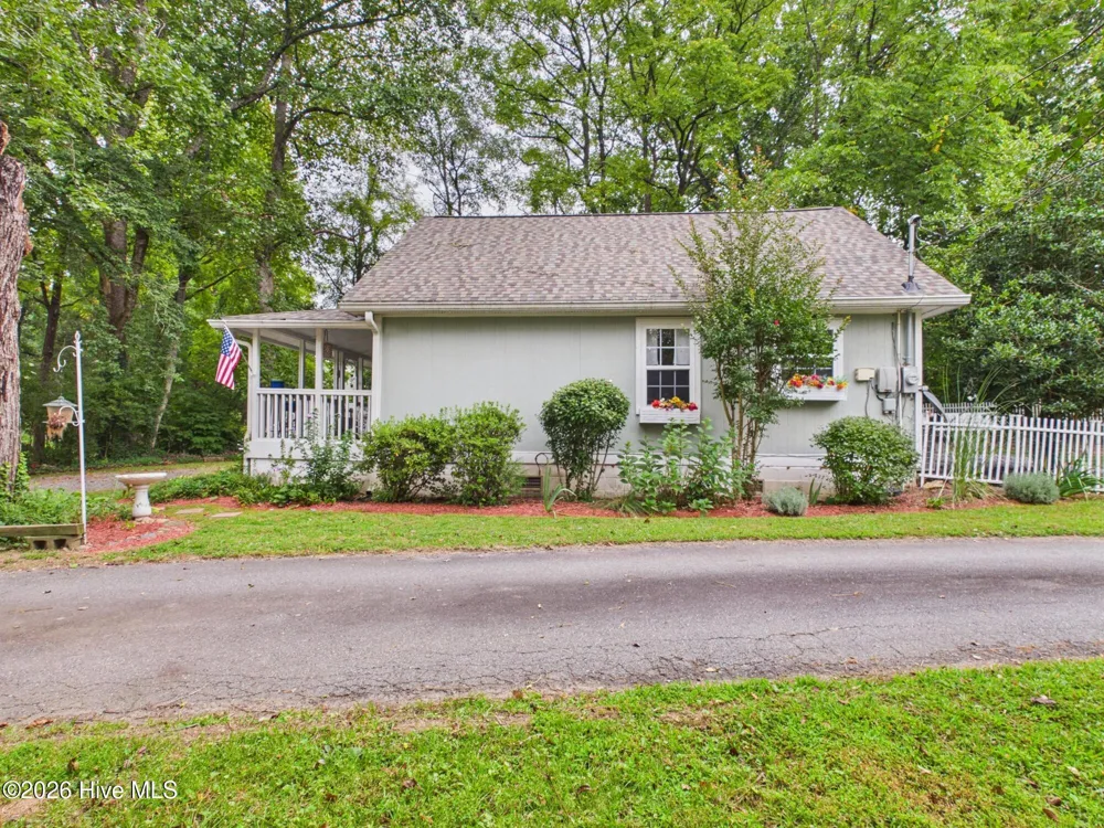 253 Truett Camp Road Hayesville, NC 28904