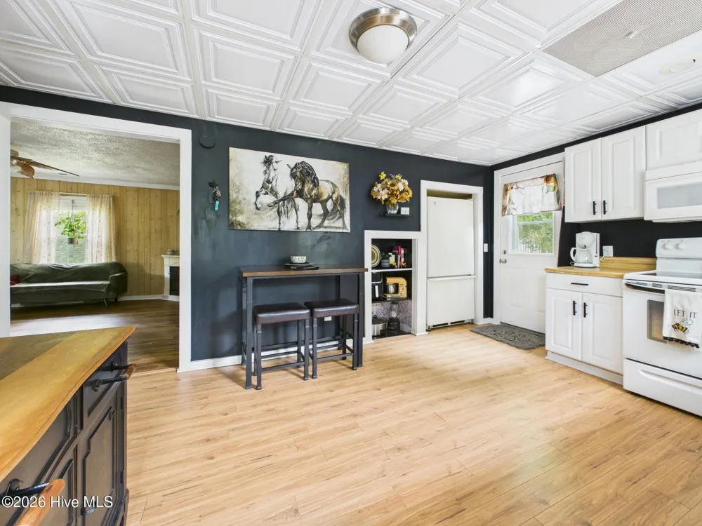 253 Truett Camp Road Hayesville, NC 28904
